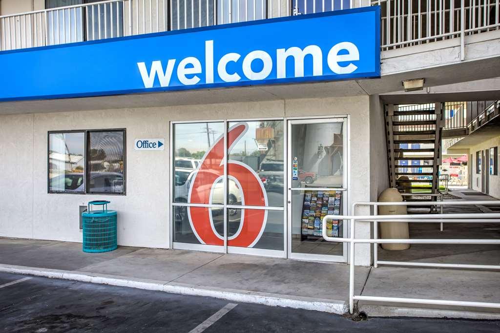 Motel 6 Williams, Ca ภายนอก รูปภาพ