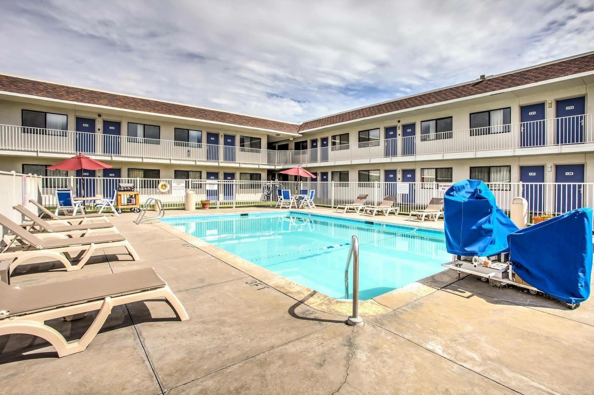 Motel 6 Williams, Ca ภายนอก รูปภาพ