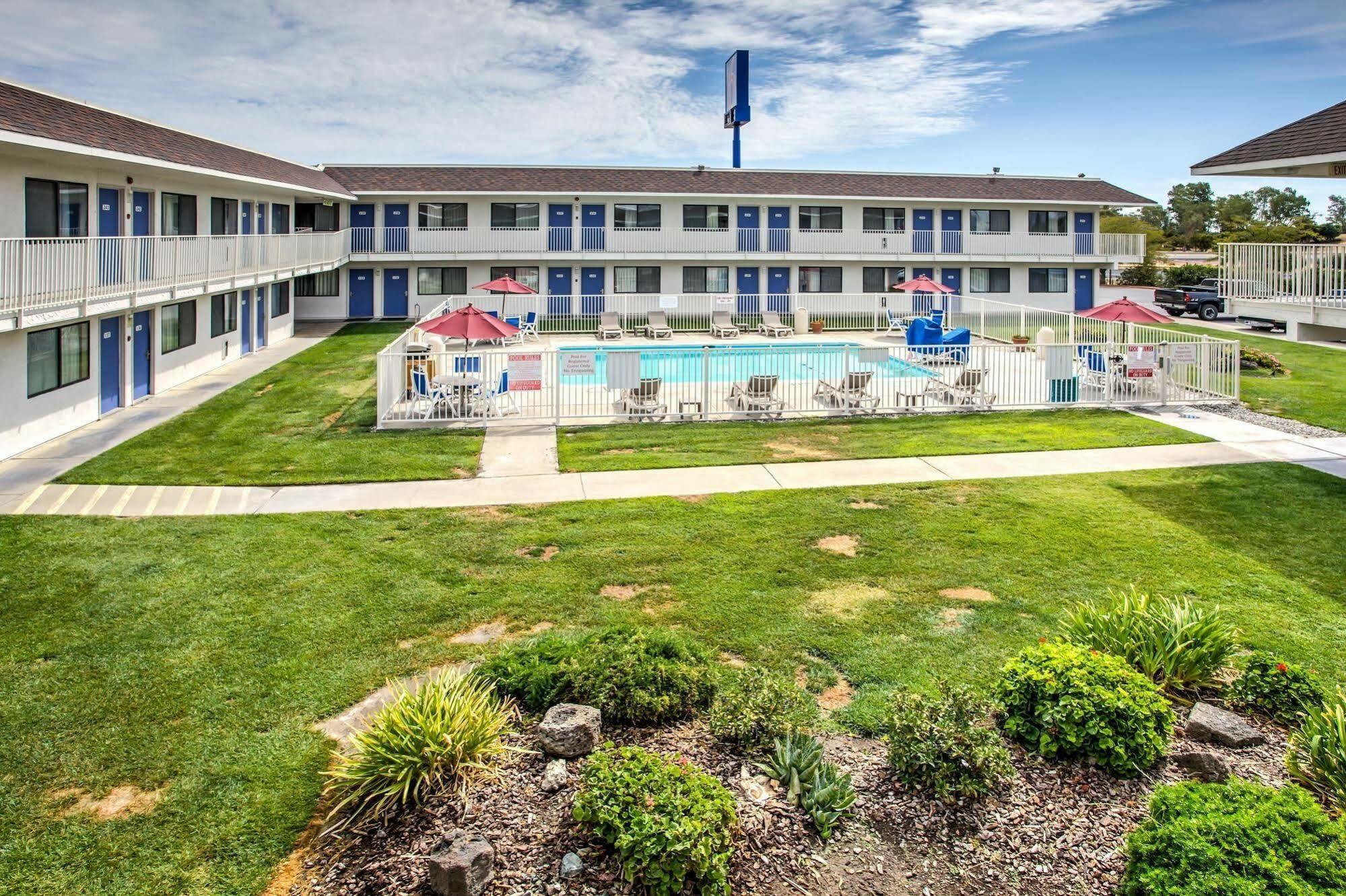 Motel 6 Williams, Ca ภายนอก รูปภาพ