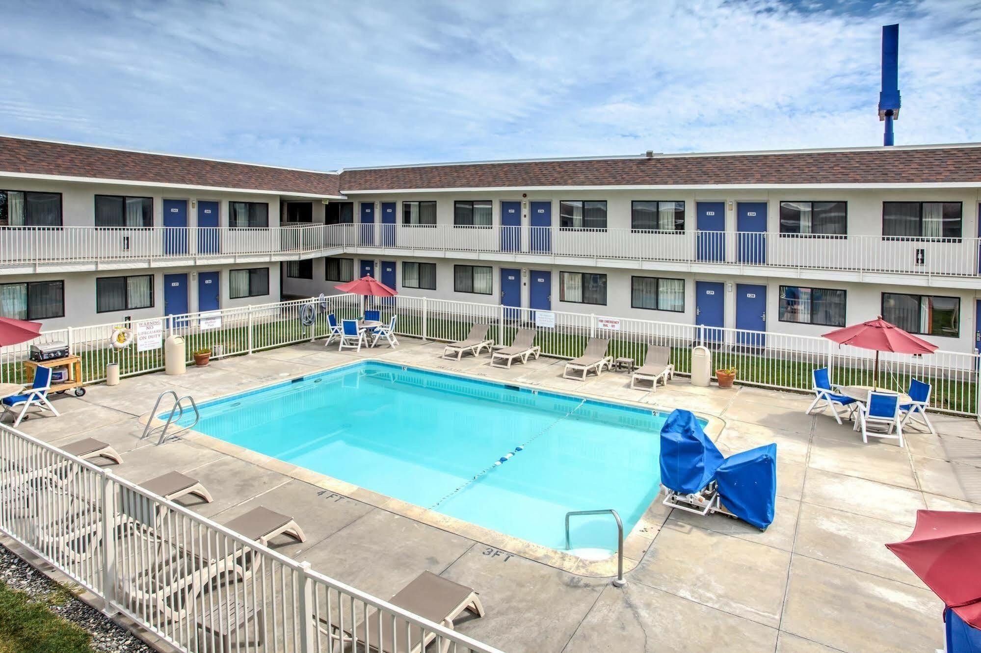 Motel 6 Williams, Ca ภายนอก รูปภาพ