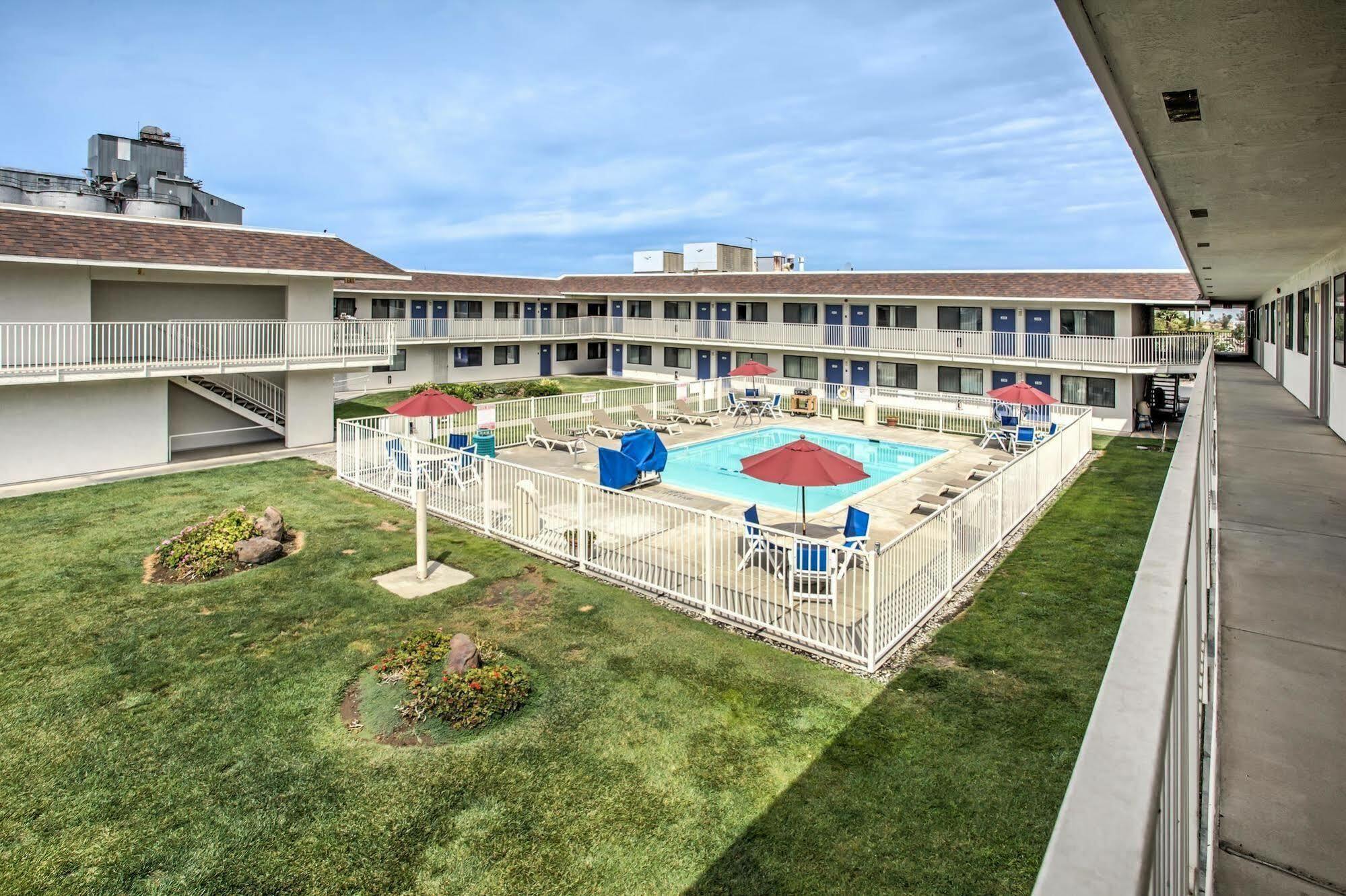 Motel 6 Williams, Ca ภายนอก รูปภาพ